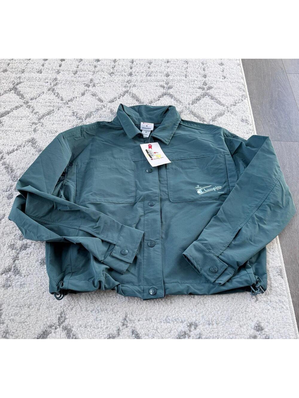 New with tags Champion lightweight cropped jacket/shacket